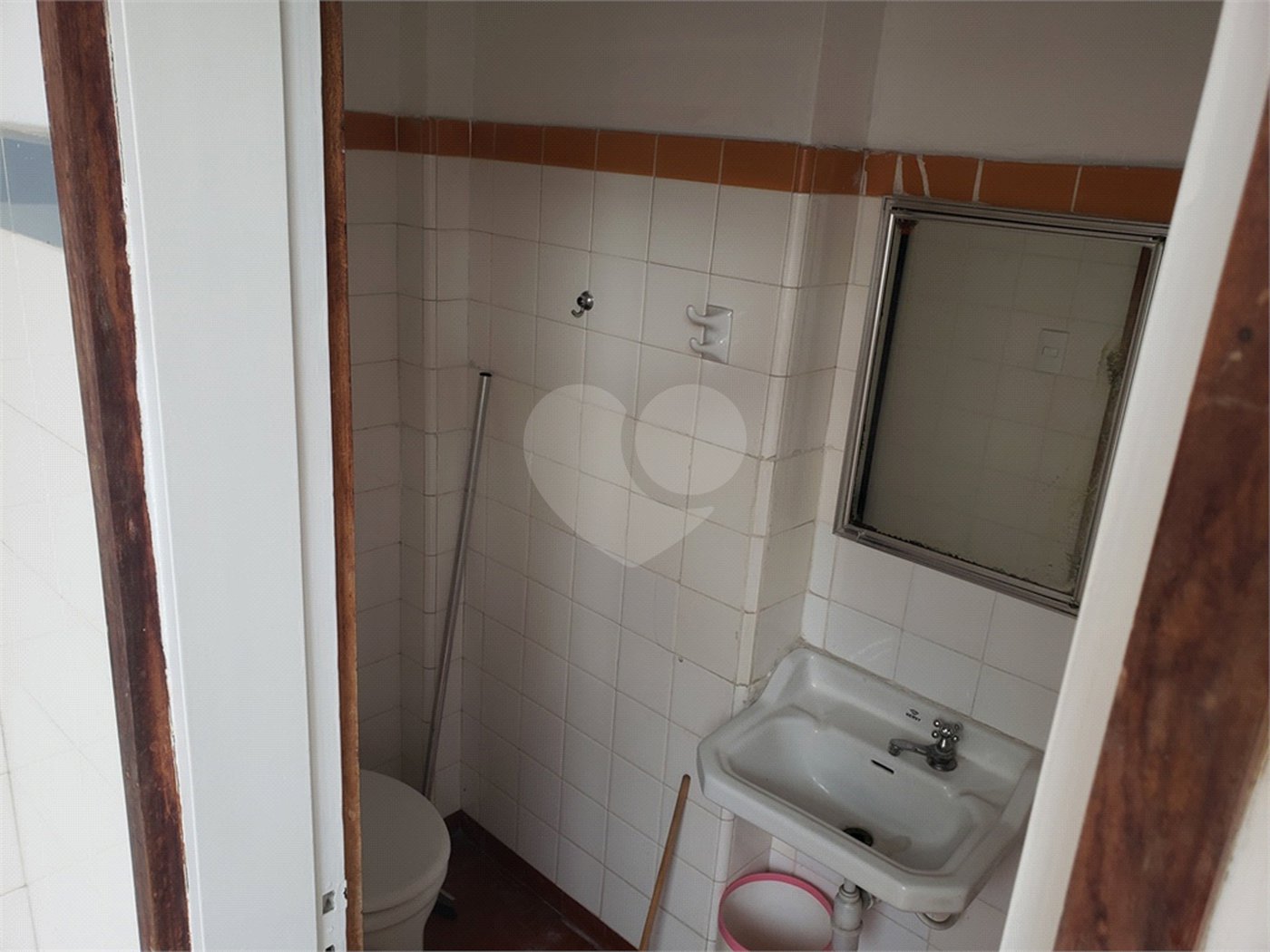 Apartamento para venda ou locação, 4 quartos (1 suíte), na Bela Vista, R Cincinato Braga