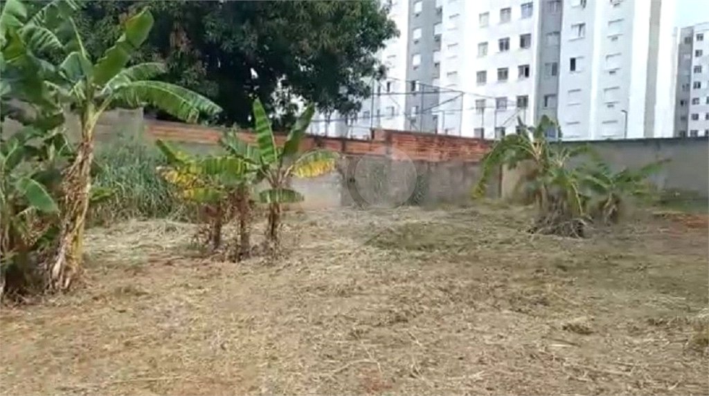 Terreno com 2.088,00 m² .