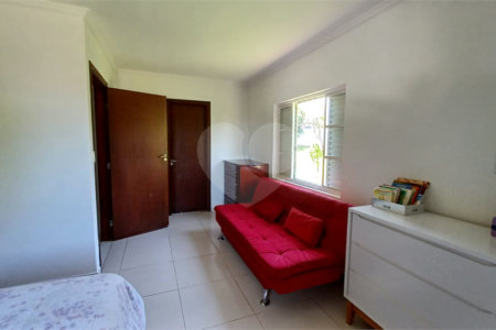 Casa à venda com 3 quartos, sendo 1 suíte,  no condomínio Santa Inês, Itu - SP