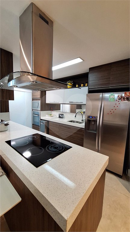 Apartamento à venda com 3 quartos, sendo 1 suíte,  em Vila Leonor, São Paulo, SP