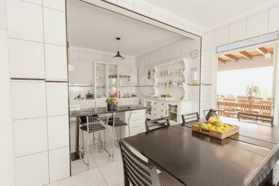 Sobrado à venda com 3 quartos, sendo 1 suíte, em Vila Nova Cachoeirinha, São Paulo, SP