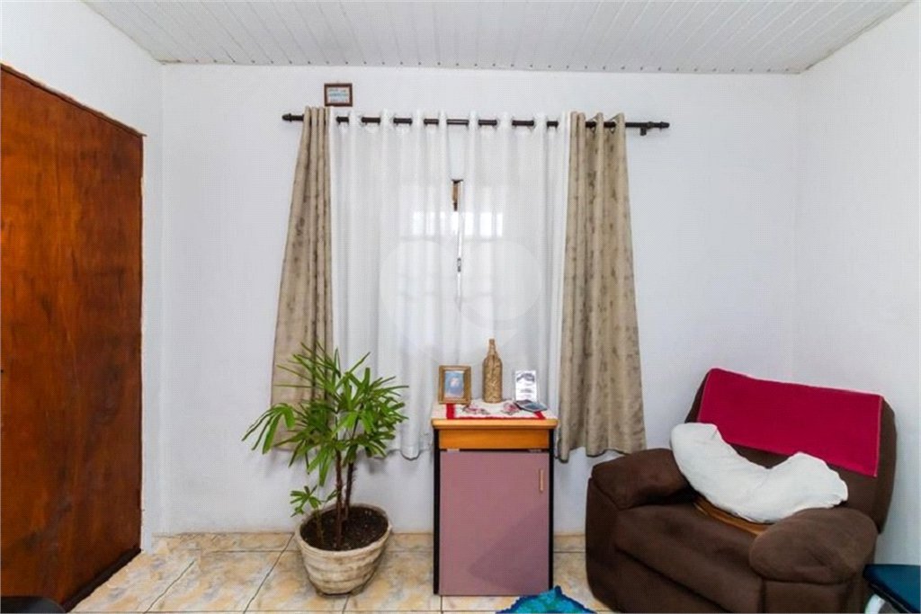 Casa à venda com 3 quartos em Parque Vitória, São Paulo, SP