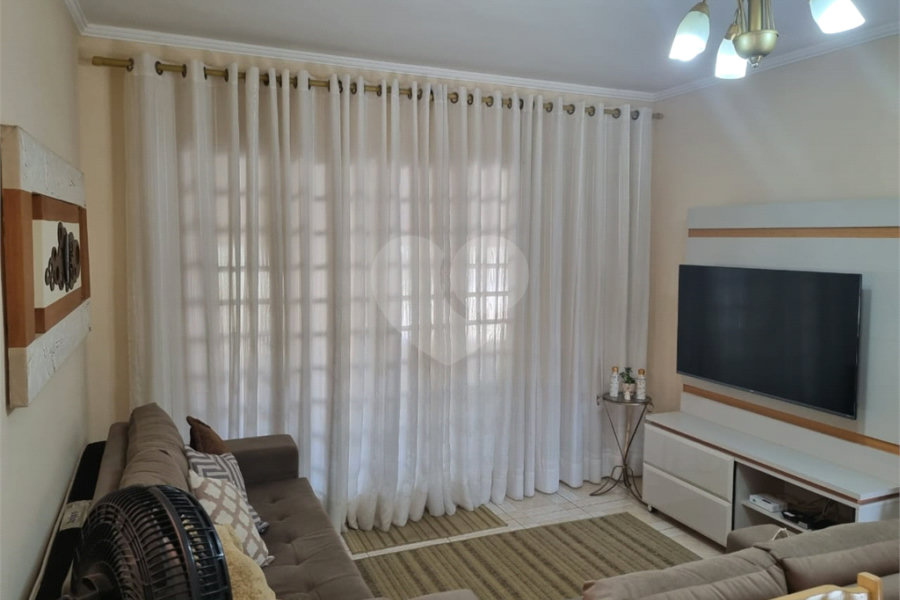 Casa Térrea à venda com 3 quartos no Centro, Serra Negra, SP
