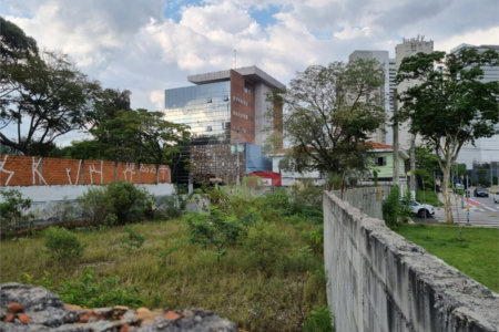 Terreno à venda em Chácara Santo Antônio (zona Sul), São Paulo, SP
