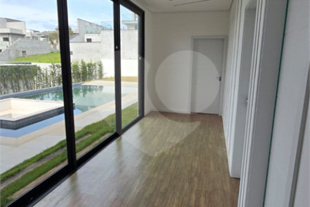 Casa à venda ou para alugar com 5 quartos, sendo 4 suítes,  no condomínio Equilibrium, Atibaia - SP