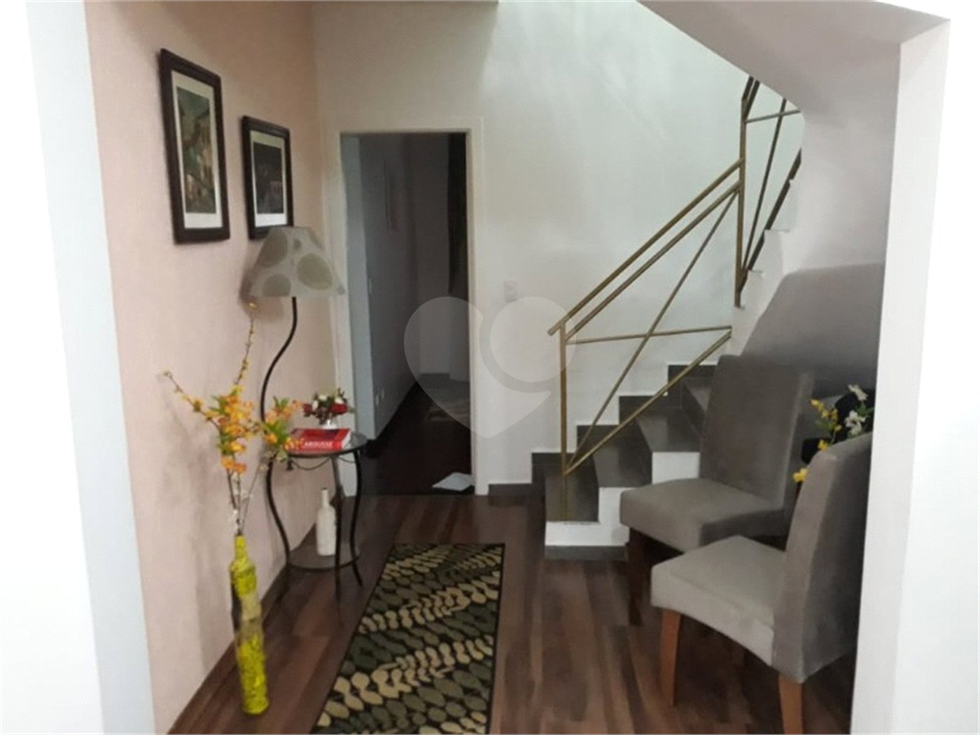 Casa à venda com 3 quartos, sendo 1 suíte, em Vila Suissa, Mogi das Cruzes, SP