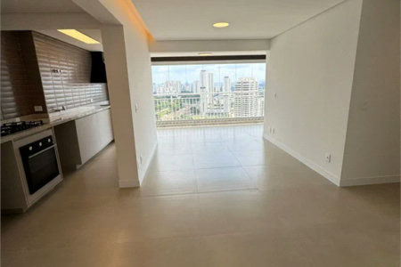 Apartamento à venda com 3 quartos, sendo 1 suíte, em Vila Anastácio, São Paulo, SP