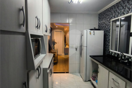 Sobrado à venda com 3 suítes em Vila Carrão, São Paulo, SP