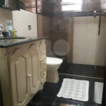 Sobrado à venda com 5 quartos, sendo 3 suítes, em Horto, São Paulo, SP