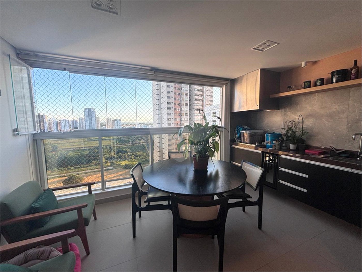 Apartamento à venda com 3 suítes em Parque Campolim, Sorocaba, SP