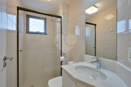 Apartamento à venda com 3 quartos, sendo 1 suíte, em Alto da Boa Vista, São Paulo, SP