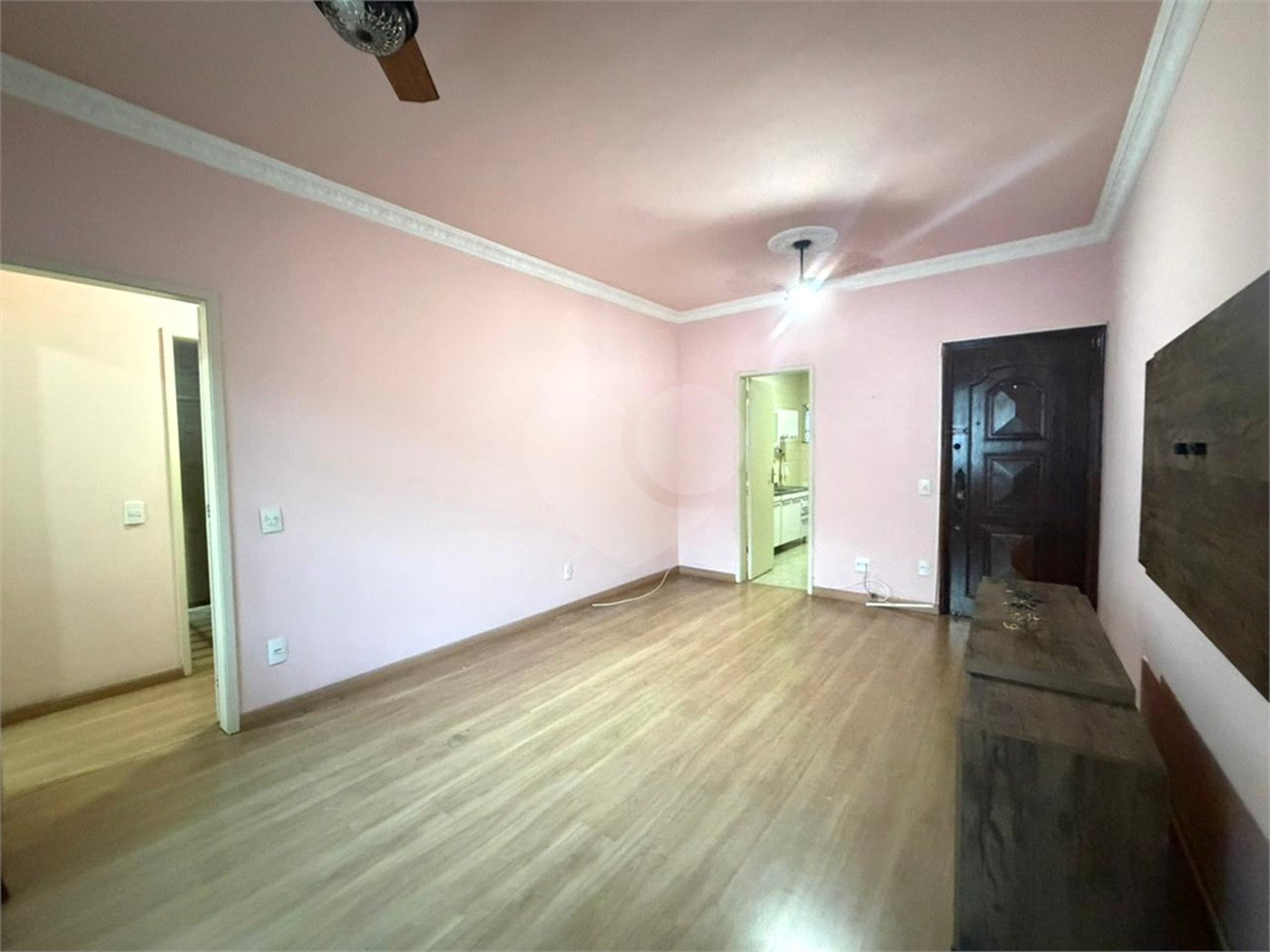 Apartamento à venda com 2 quartos, sendo 1 suíte,  em Tijuca, Rio de Janeiro, RJ