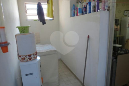 Casa à venda com 4 quartos, sendo 2 suítes, em Bosque da Saúde, São Paulo, SP