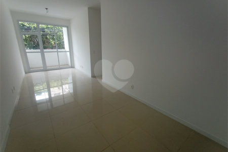 Apartamento à venda com 3 quartos, sendo 1 suíte, em Vila Isabel, Rio de Janeiro, RJ