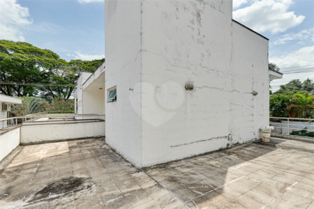 Sobrado à venda com 4 suítes em Alto da Boa Vista, São Paulo, SP