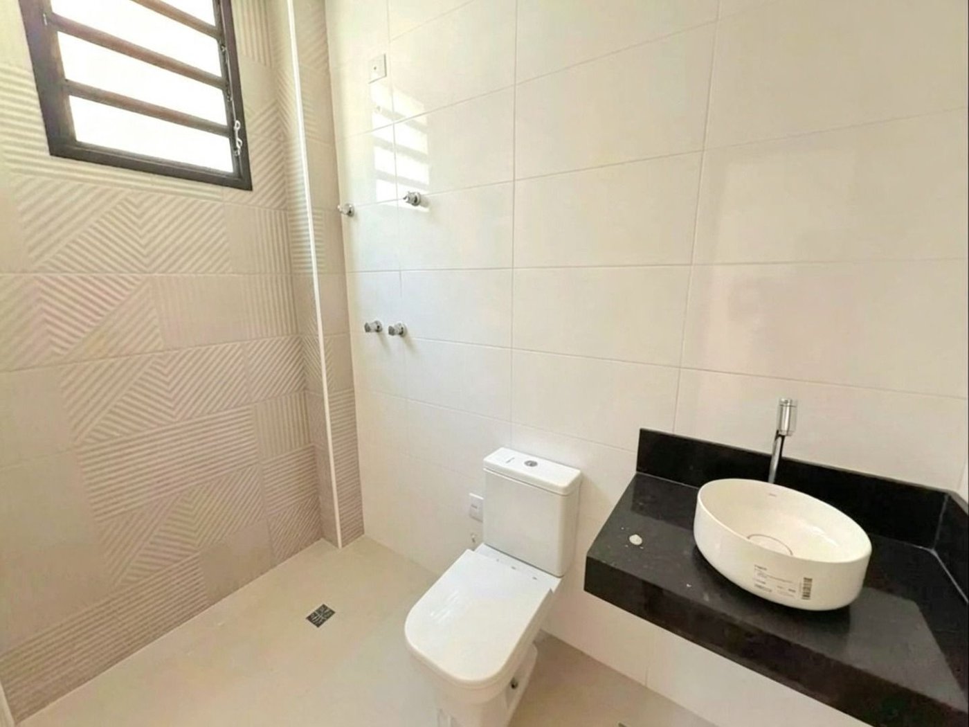 Sobreposta Alta à Venda na Aparecida em Santos | 3 Suítes | Piscina | Salão de Festas | 2 Vagas | 202 m²