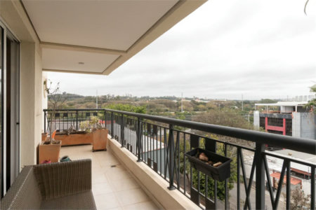 Apartamento à venda com 4 quartos, sendo 2 suítes, em Alto de Pinheiros, São Paulo, SP