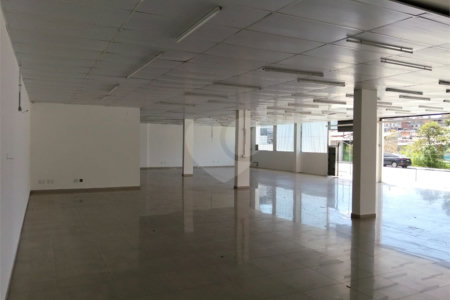 Salão para alugar em Cocaia, Guarulhos, SP