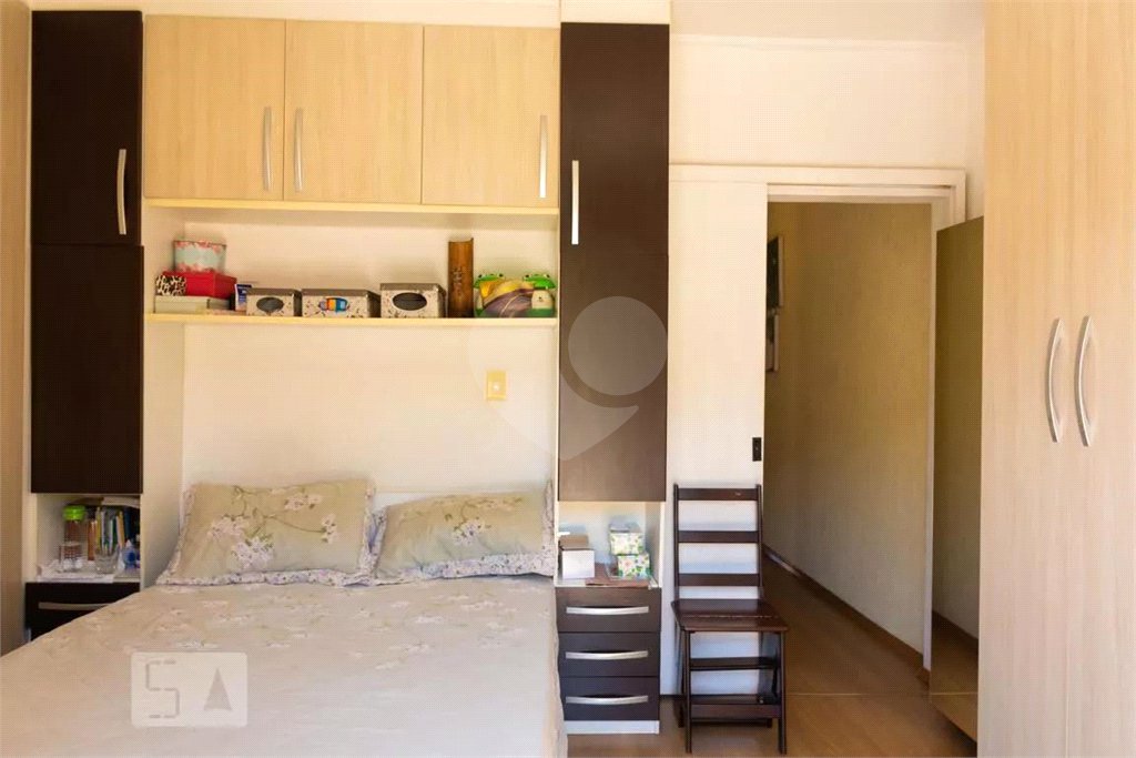 Casa à venda com 3 quartos, sendo 1 suíte, em Vila Universitária, São Paulo, SP
