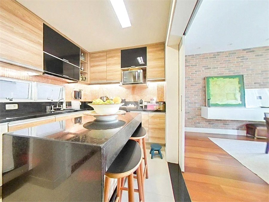 Apartamento à venda com 3 quartos, sendo 1 suíte, em Lagoa, Rio de Janeiro, RJ