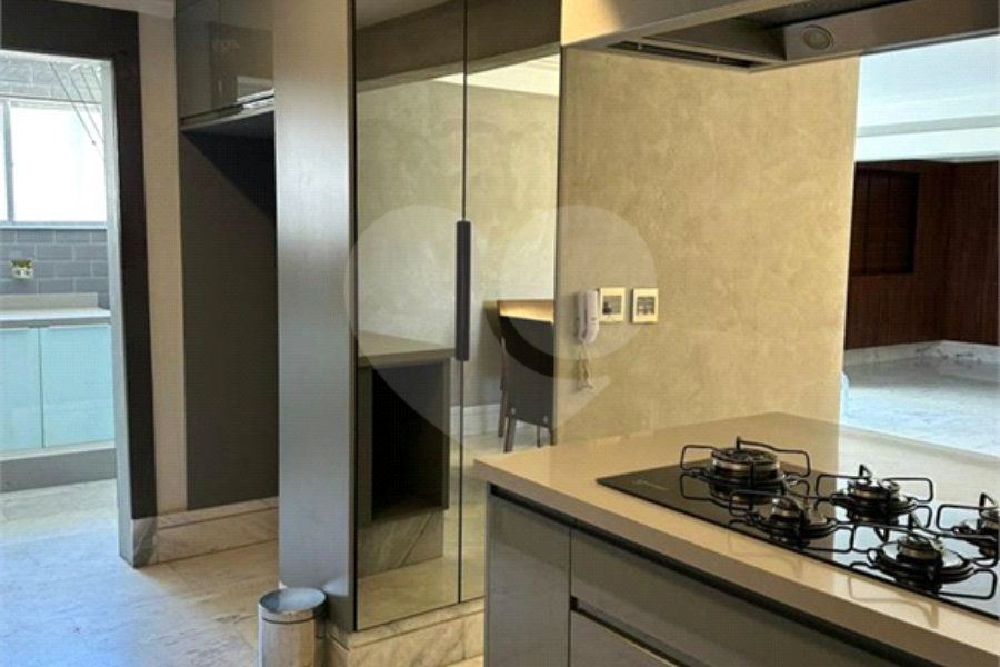 Apartamento à venda com 3 quartos, sendo 1 suíte, em Pompéia, São Paulo, SP