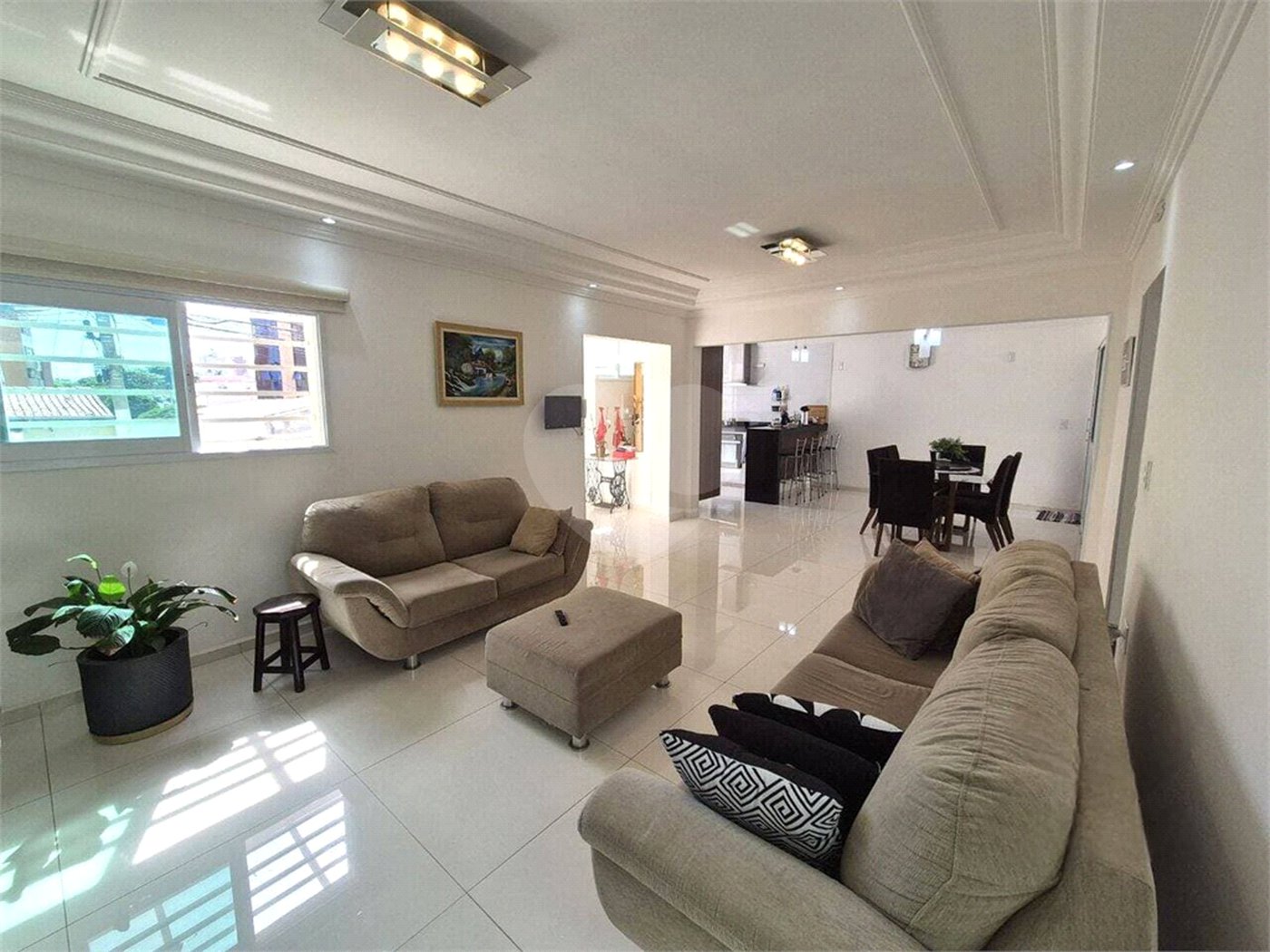 Casa à venda com 3 quartos, sendo 1 suíte,  em Vila Augusta, Sorocaba, SP