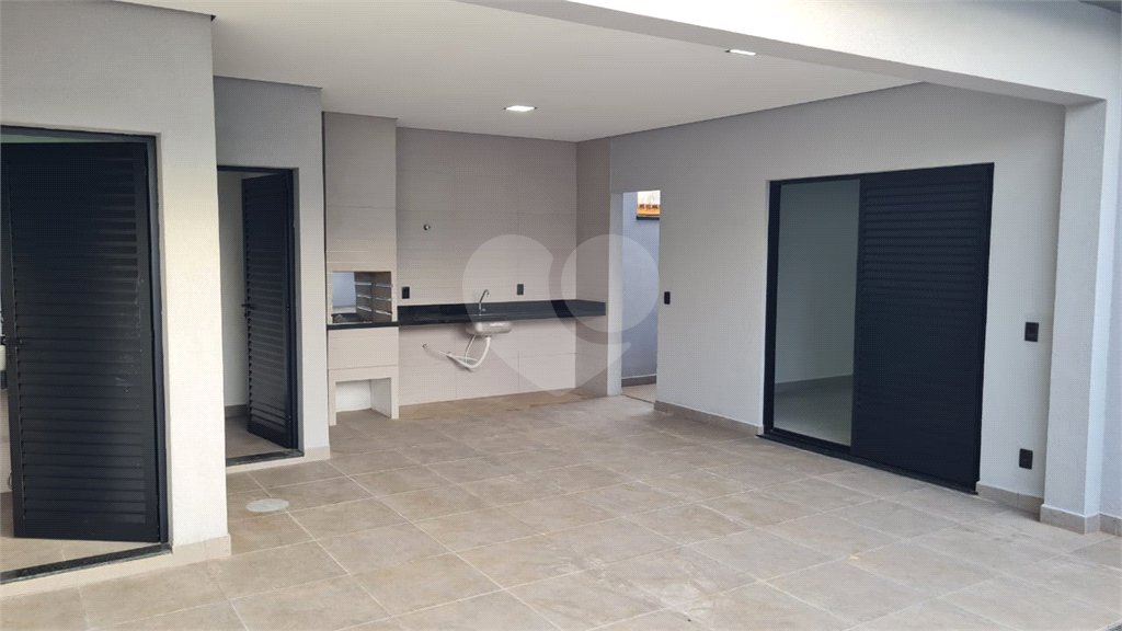 Casa à venda com 3 quartos, sendo 2 suítes, no condomínio Campos do Conde Ii, Paulínia - SP