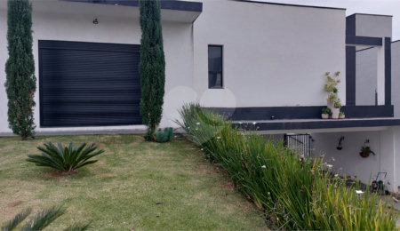 Casa à venda ou para alugar com 4 quartos, sendo 3 suítes, no condomínio Figueira Garden, Atibaia - SP