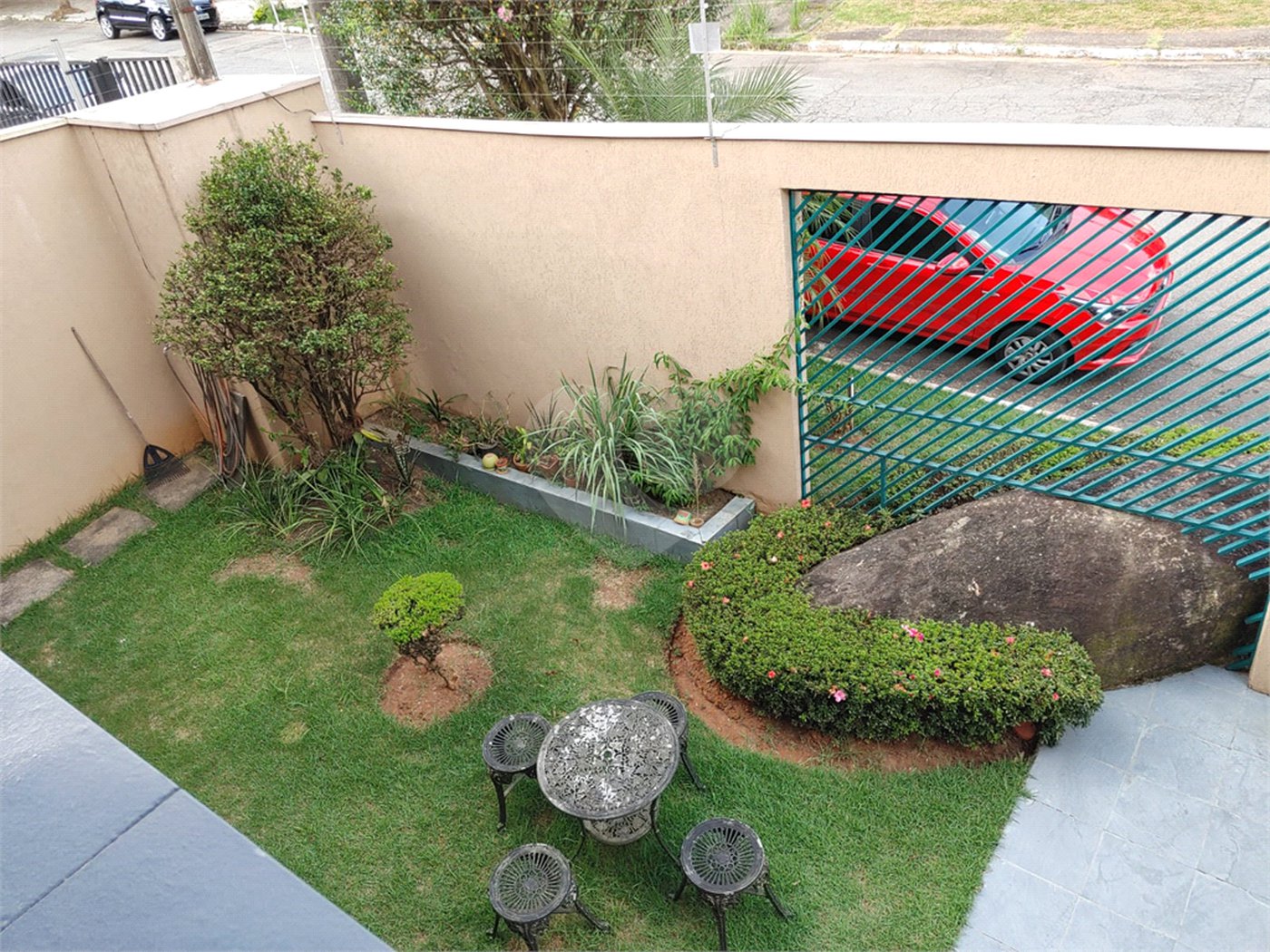 Casa à venda com 4 quartos, sendo 2 suítes, em Parque dos Príncipes, São Paulo, SP