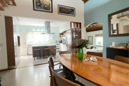 Casa à venda com 3 quartos, sendo 1 suíte, em Vila Esperia Ou Giglio, Atibaia, SP