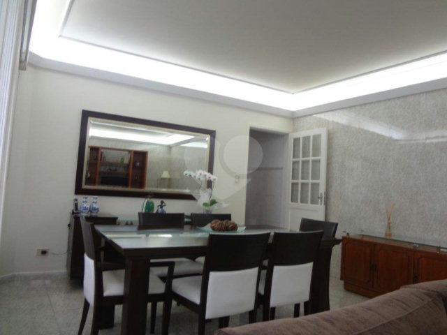 Sobrado à venda com 3 quartos em Santana, São Paulo, SP