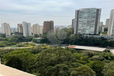 Apartamento à venda com 3 suítes em Jardim Caboré, São Paulo, SP
