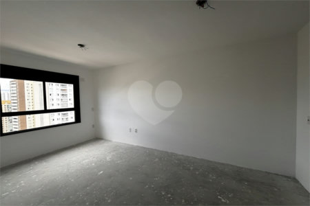 Apartamento à venda com 3 suítes em Vila Romana, São Paulo, SP