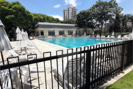 Apartamento à venda com 3 quartos, sendo 1 suíte, em Santo Amaro, São Paulo, SP