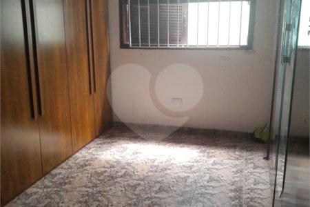 Sobrado à venda com 3 quartos, sendo 1 suíte,  em Jardim Camila, Mogi das Cruzes, SP
