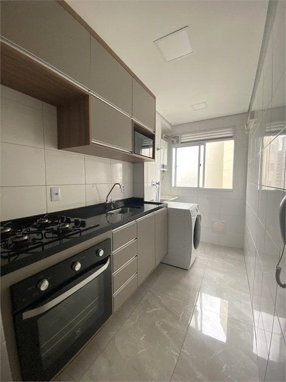 Apartamento à venda com 2 quartos em Parque Reboucas, São Paulo, SP