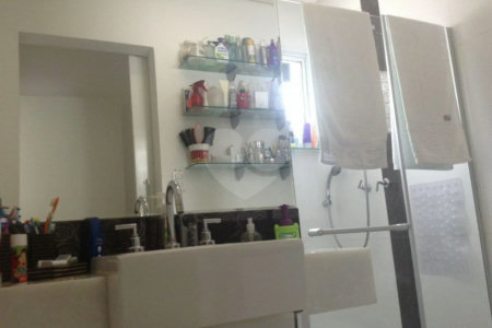 Sobrado à venda com 3 quartos, sendo 1 suíte, em Vila Mazzei, São Paulo, SP