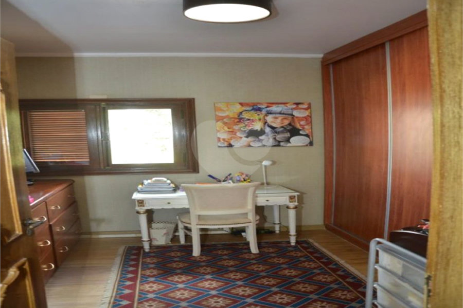 Casa à venda com 8 quartos, sendo 5 suítes, em Serra da Cantareira, Mairiporã, SP
