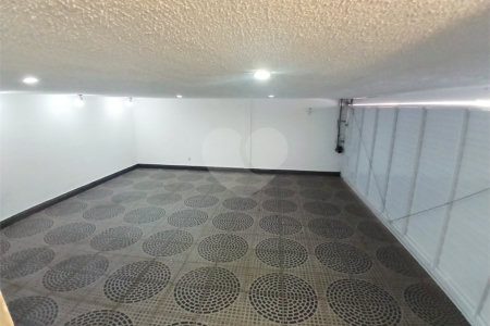 Casa Térrea à venda com 3 suítes em Anchieta, São Bernardo do Campo, SP