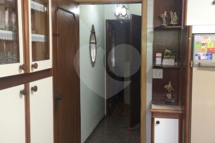 Sobrado à venda com 4 quartos em Santana, São Paulo, SP