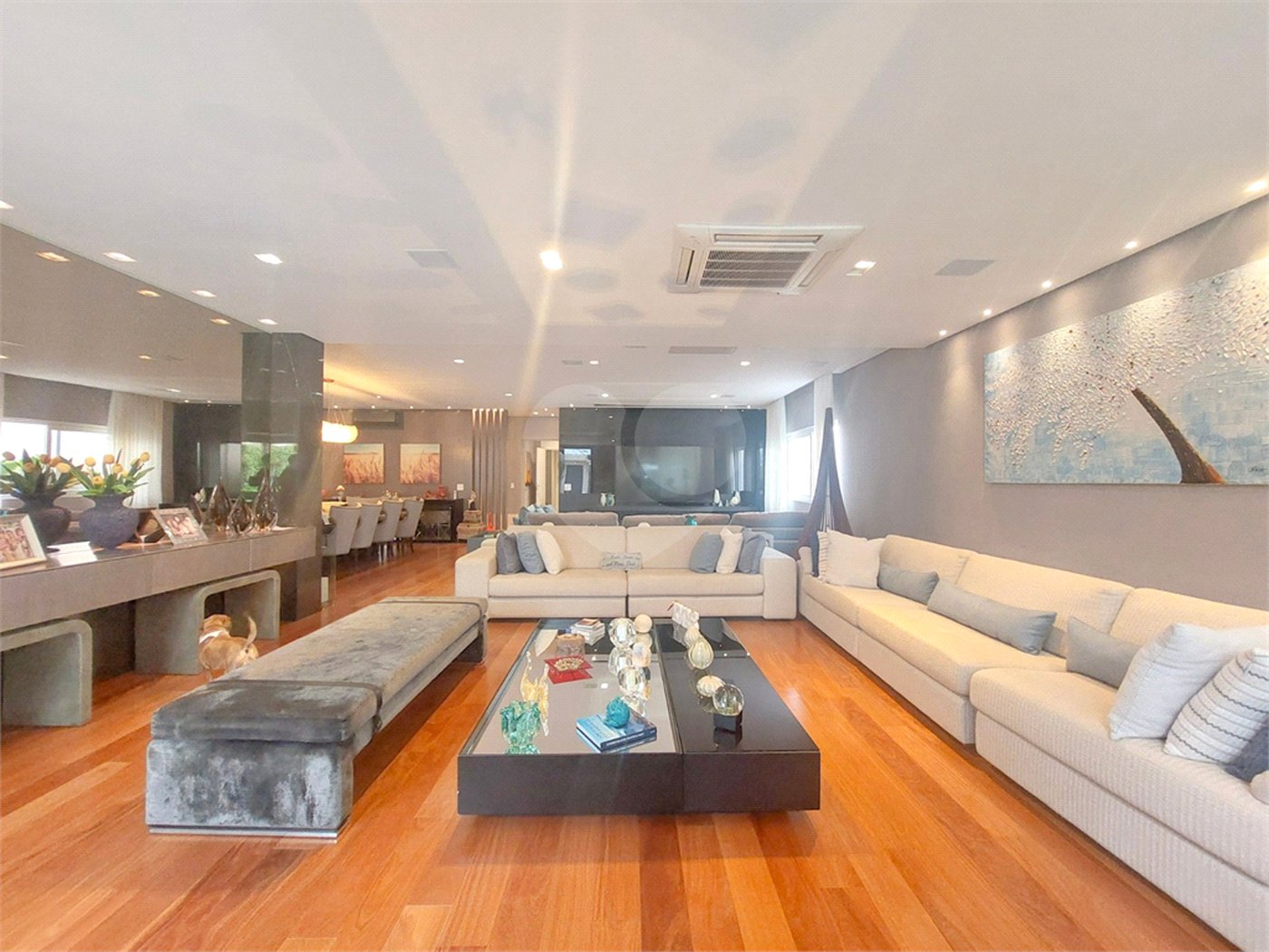 Casa à venda com 4 suítes em Horto, São Paulo, SP