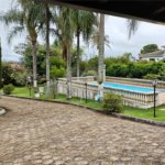 Casa à venda com 4 quartos, sendo 2 suítes,  em Country Residencial Felix, Bom Jesus dos Perdões, SP
