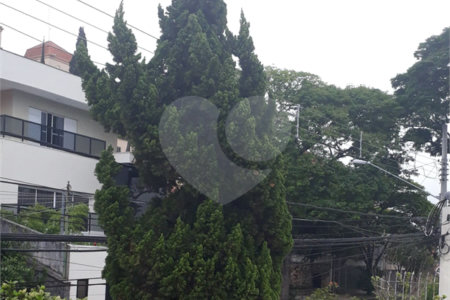 Sobrado à venda com 4 quartos, sendo 3 suítes, em Jardim São Bento, São Paulo, SP