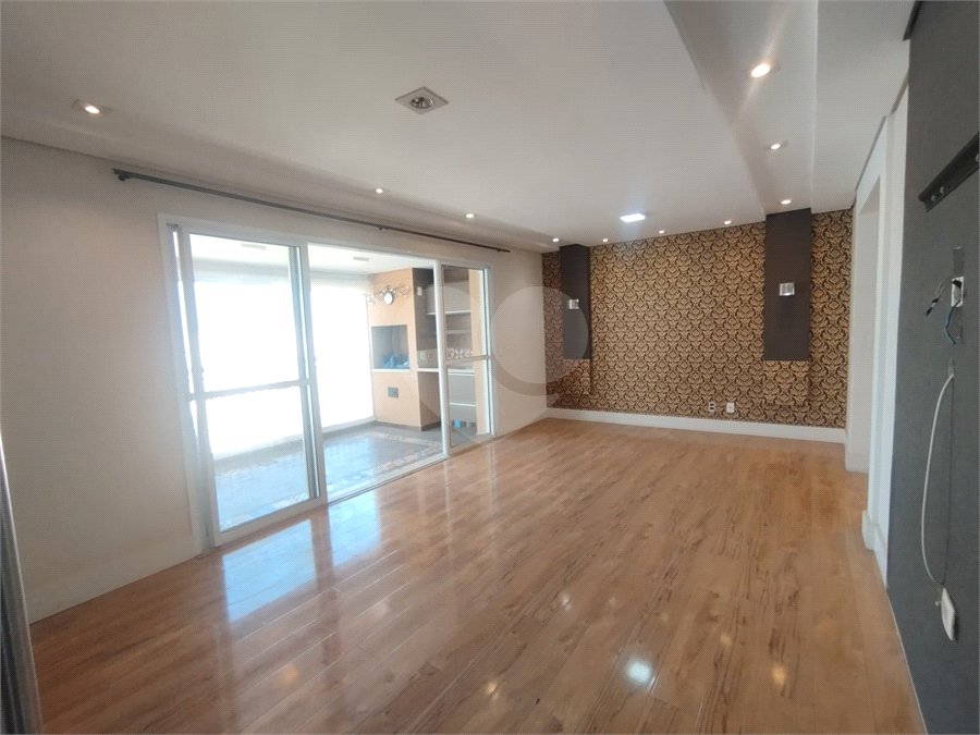 Apartamento à venda com 3 quartos, sendo 1 suíte,  no Centro, São Bernardo do Campo, SP