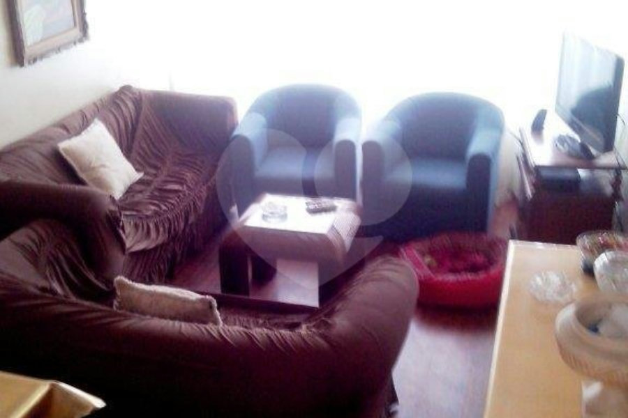 Sobrado à venda com 3 quartos, sendo 1 suíte, em Vila Paiva, São Paulo, SP