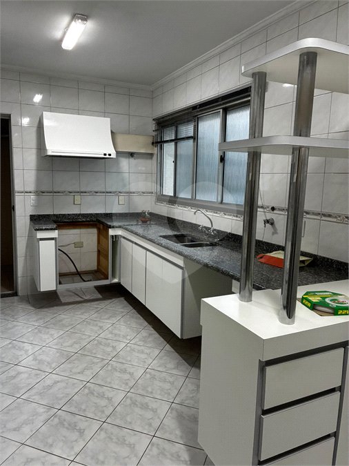 Apartamento à venda com 4 quartos, sendo 2 suítes, em Aclimação, São Paulo, SP