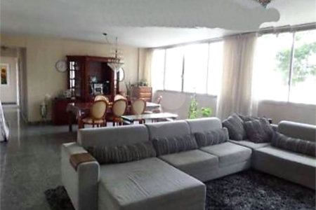 Apartamento à venda com 3 quartos, sendo 1 suíte, em Vila Mariana, São Paulo, SP