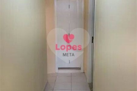 CASA A VENDA NO BAIRRO JARDIM JARÁGUA, 5 DORMITORIOS, 3 BANHEIROS, 3 VAGAS, 198m², TAUBATÉ/SP.
