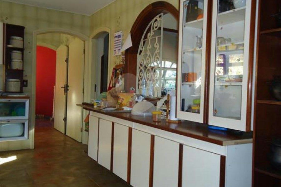 Casa à venda com 4 quartos, sendo 2 suítes, em Vila Machado, Mairiporã, SP