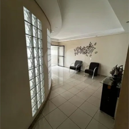 Apartamento à venda com 3 quartos, sendo 1 suíte, em Parque Residencial Aquarius, São José dos Campos, SP